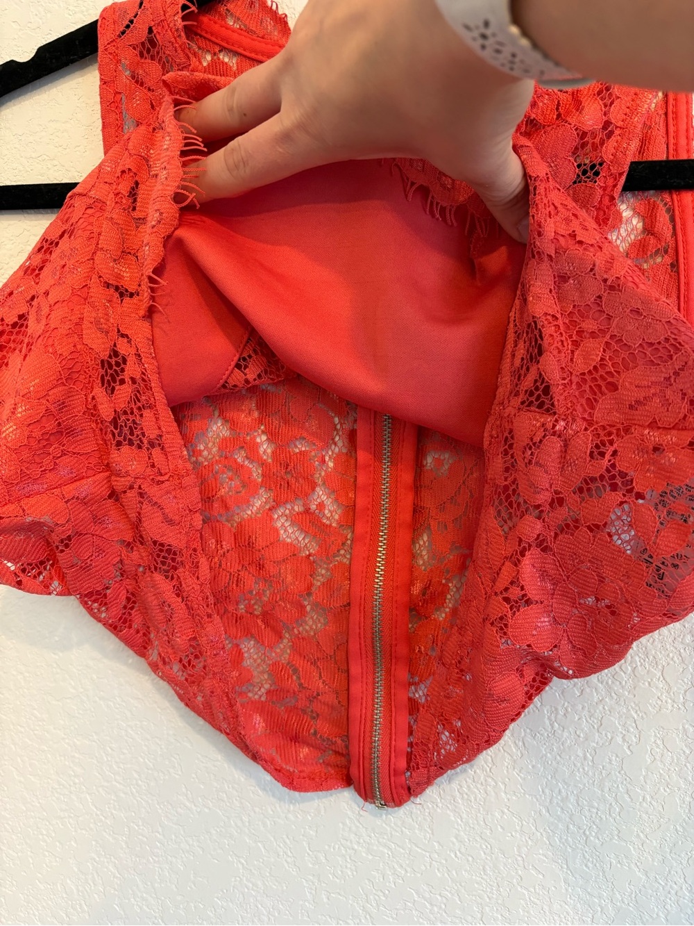 Topshop Coral Lace Crop Top Sleeveless High Neck US 12 - Picture 9 of 13